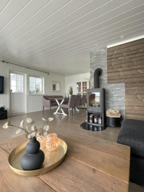 Myranhaugen, house in Reine